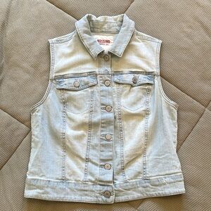 Mossimo Supply Co. Light Blue Sleeveless Button Down Denim Vest Large